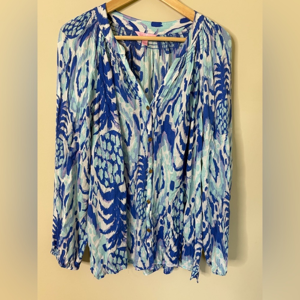 Lilly Putlizer Button Front Elsa Top Rayon Size XL Blue Print